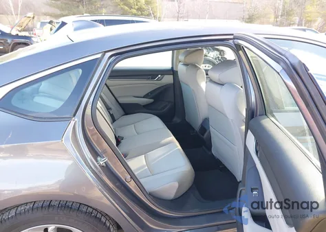 2020 Honda Accord Lx z USA, uszkodzony, nr VIN 1HGCV1F14LA031353